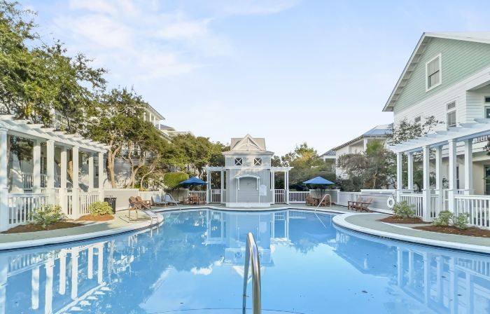 224 Winston Ln 5 Bedroom Home by RedAwning