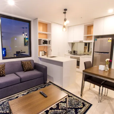 Spencer Street Apartments
