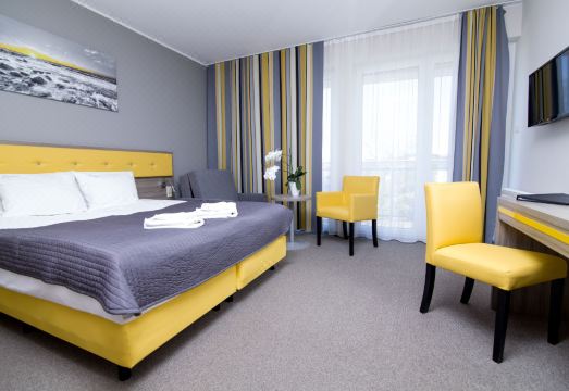 1. 호텔 야스타르니..