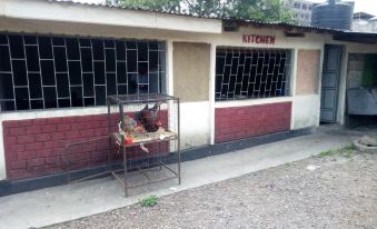 Queens Village Hotel