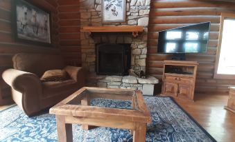 Cherokee Mountain Log Cabin Resort