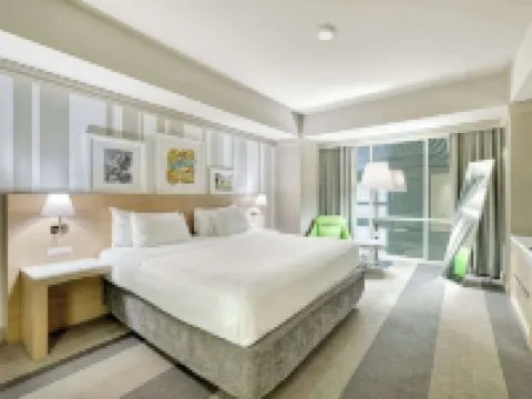 The Royal Sonesta Minneapolis Downtown Hotels near Minneapolis Institute of Art