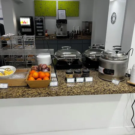 Baymont by Wyndham Jacksonville Airport