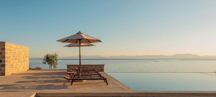 Sampatiki Suites - Seaview Luxury Suites with Breakfast and Spa Hotels in Arcadia