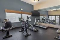 Best Western Plus Lake Jackson Inn  Suites - Gym