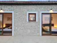Villa Sol Insulam Hotels in Lun