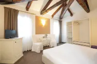 Alla Corte Rossa