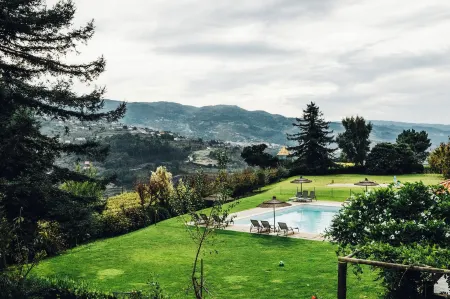 Quinta de Guimarães Отели в г. Байан