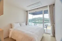 Gapyeong Parotia Waterhouse Hotels in Gapyeong-gun