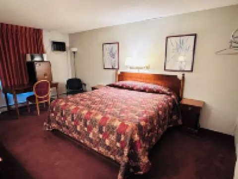 Pamola Motor Lodge Hotels in Millinocket