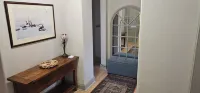 Snug - Macushla Apartment -  Ferienwohnungen