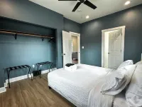StayAE - Flamingo House Hotels in Baton Rouge