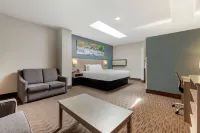 Clarion Pointe Tomah Hotels in Tomah