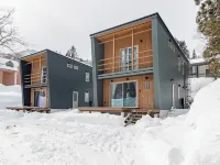Creekside Chalets Hakuba Hotels in der Nähe von JR Minami-Kamishiro station