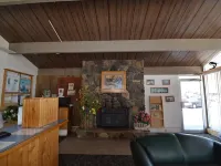 Dude & Roundup Hotels in West Yellowstone