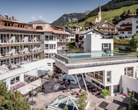 Alpin Art & Spa Hotel Naudererhof Superior Hoteles en Nauders