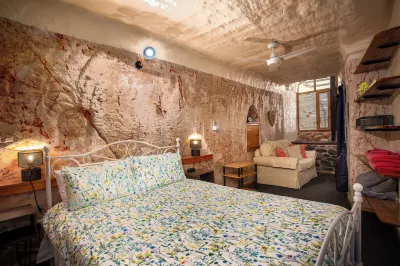 Di's Dugouts Hoteles en Coober Pedy