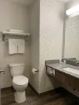 Meridian Inn & Suites Regina Airport