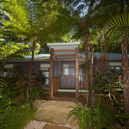 Rose Gums Wilderness Retreat Отели в г. Маланда