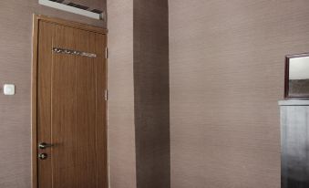 Chic and Cozy 2Br Apartment at Pinewood Jatinangor Near Jatos