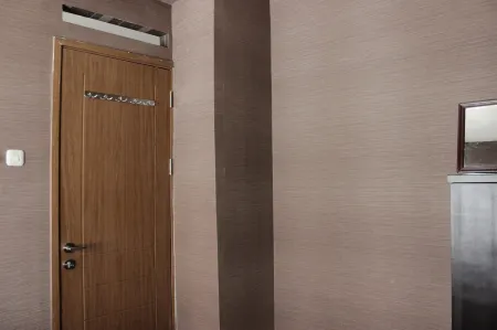 Chic and Cozy 2Br Apartment at Pinewood Jatinangor Near Jatos