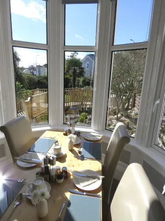 Bentley Lodge Отели в г. Дейнтон