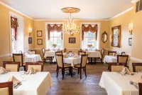 Plumsteadville Inn Hotels in Doylestown