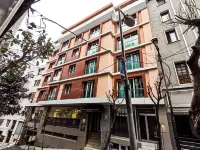 라곰 니산타스 레지던스  호텔