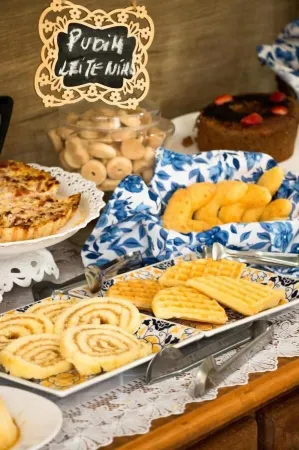 Pousada do Lago Отели рядом с достопримечательностью «Palácio Rio Negro»