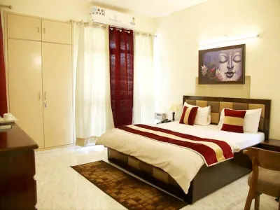 Maplewood Guest House, Neeti Bagh, New Delhiit is a Boutiqu Guest House - Room 5 Отели в г. Юг Экстеншен II