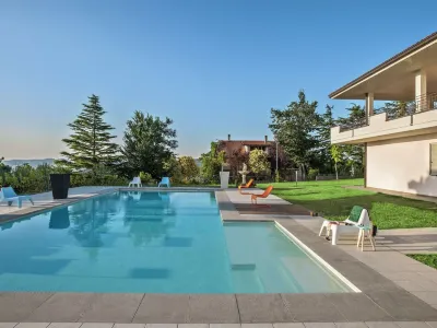 Plush Villa Apartment in Tavullia with Hot Tub