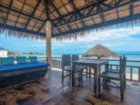 Absolute Beachfront Resort Hotels in Ko Pha-ngan District