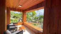 Bahari Suites - Parking