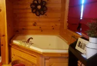 Amish Blessings Cabins Hotels in Berlin