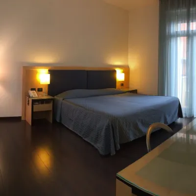 Luxury Rooms Padova Station Hotels near Padova Train Station