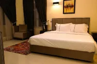 Meridian Lodge Hotels & Resorts - Airport Shuttle