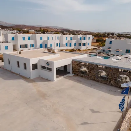 Evripus Suites