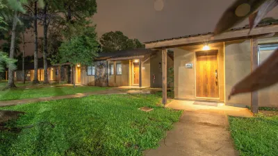 Pirayu Hotel & Resort Hotels near La Aripuca
