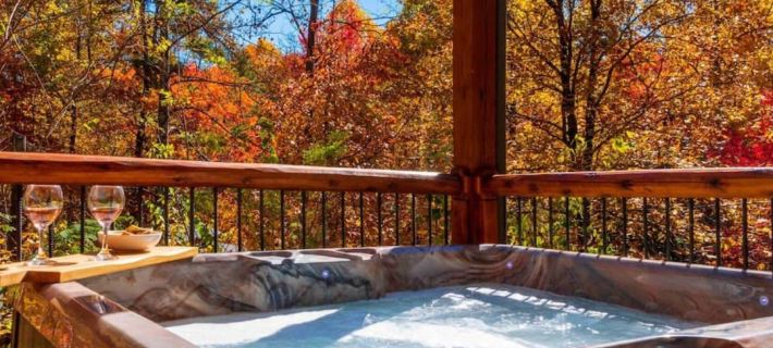 Whispering Pines Retreat by Ghosal Luxury Lodging Hotels in Sevierville
