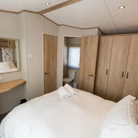 Rosedale Lakeside Lodge