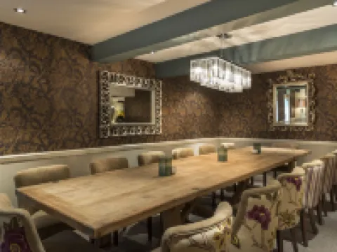 The Royal Oak Hotel, Welshpool - the Coaching Inn Group Hotels in Welshpool