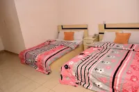 Buggatti Hotel and Suites - Pet friendly