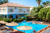 Cape Point Hotel Hotels in Bakau