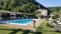 Palazzo Del Papa Agriturismo Hotels in Arrone