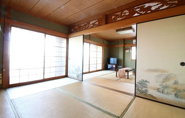 Hikari No Yado
