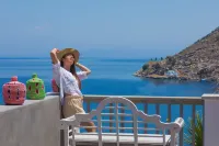 Niriides Hotel Apartments - Meerblick
