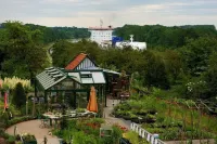 Historic, beautiful holiday home, right on the Kiel Canal Hotels in Neuwittenbek