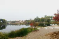 Private Entrance and Scenic Trail to Beach Access - Charming Getaway