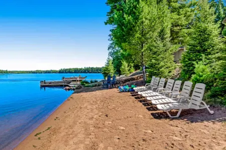 Pine & Paddle Отели в г. Сейнт Джермейн