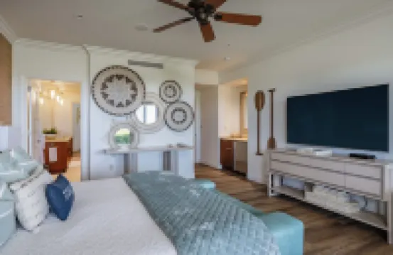 I.P.M PRESENTS:  HOOLEI 69-2: GREAT LOCATION + STUNNING NEW REMODEL! WOW!